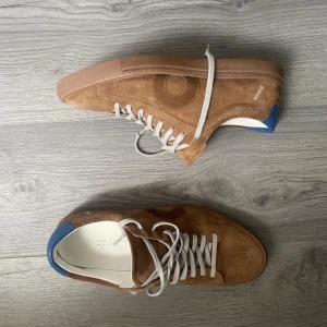 Oliver Cabell  - Fräscha Oliver Cabell i storlek i skick 10/10. Inget og medföljer tyvärr 