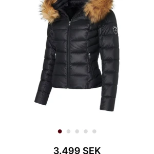 Rockandblue - Säljer min rockandblue jacka jag fick i present, den är använd men är i bra skick 🫶🏼