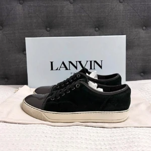 Lanvin - Säljer dessa feta lanvins nu gör dunder pris tveka inte på att fråga 