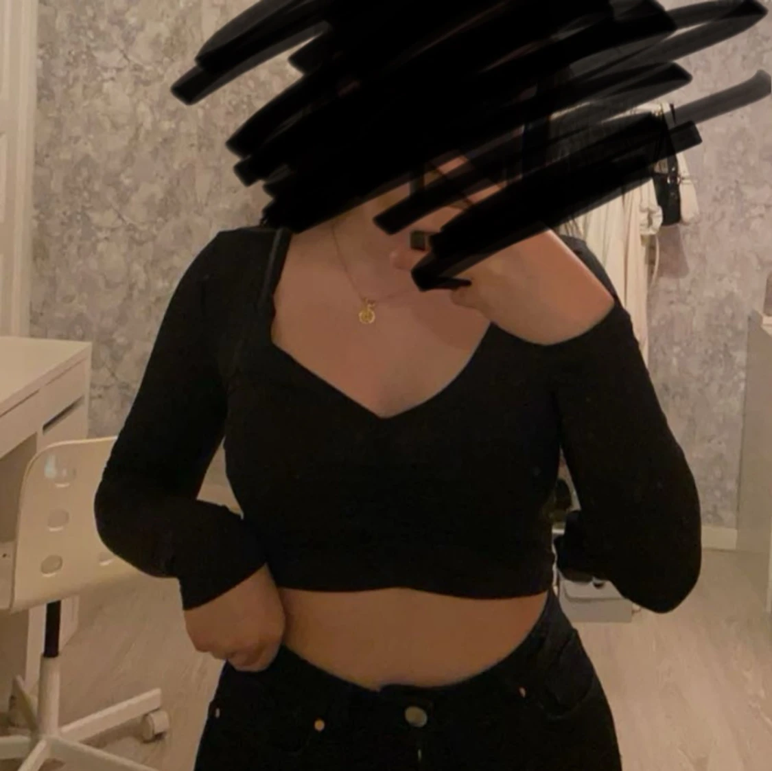 Svart långärmad magtröja  - 1