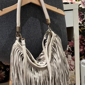 Handväska - Jättefin