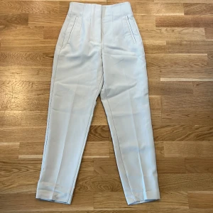 Kostymbyxor Zara oanvända - Kostymbyxor från Zara, oanvända 