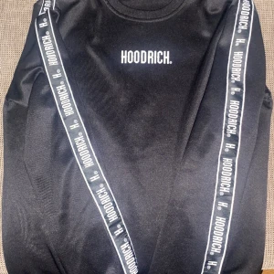 Hoodrich sweatshirt  - Sällan använd hoodrich sweatshirt, gammal model.