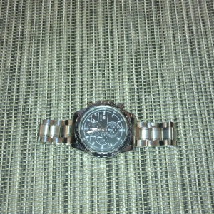 Klocka  - Snygg klocka riktigt stor men snygg 😁