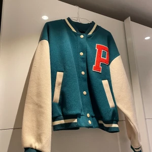 Jacka  - Jacka från Gina 