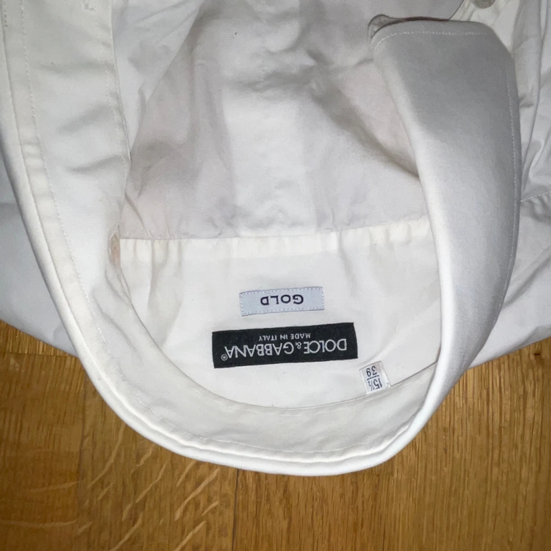 Dolce & Gabbana  - 90