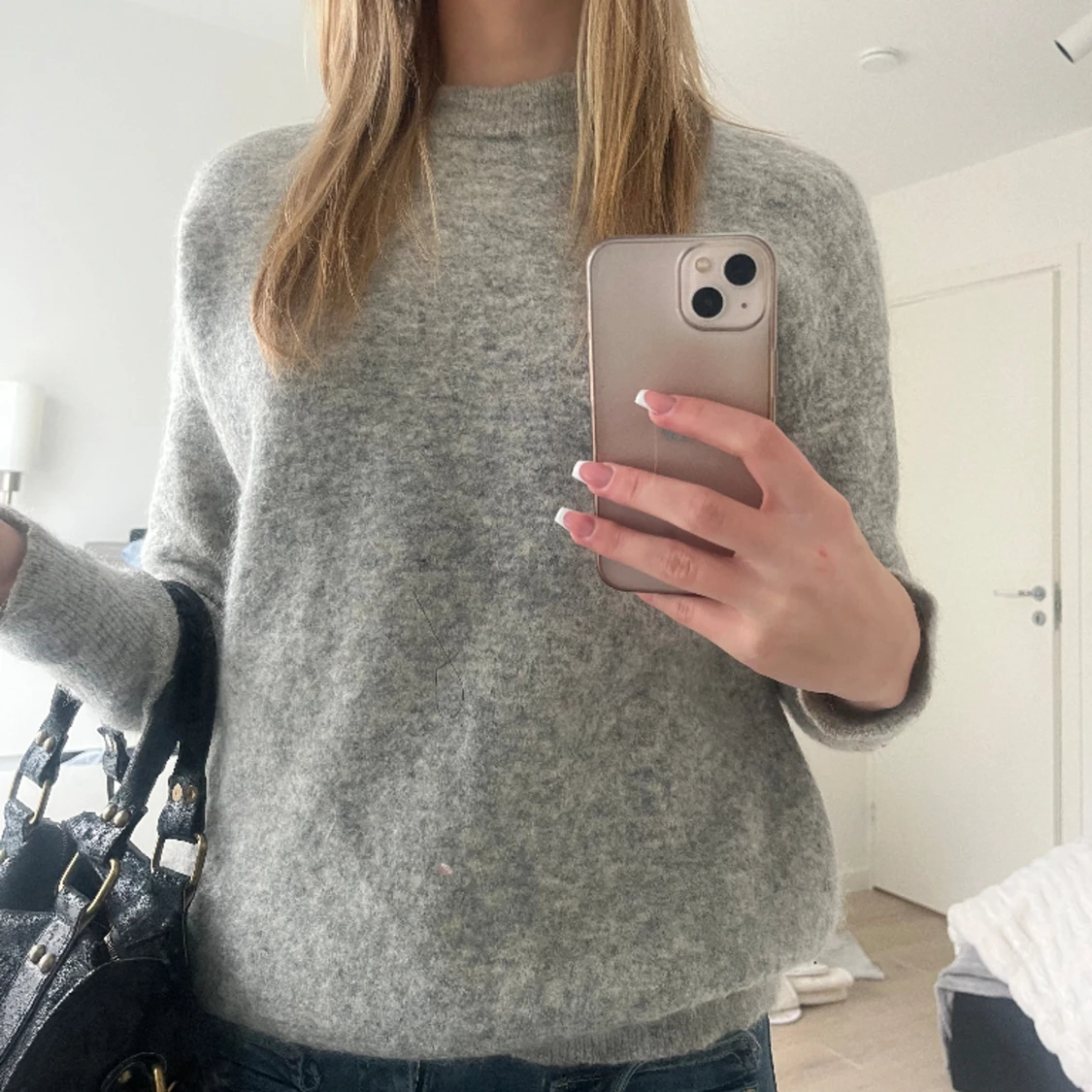 Grå stickad tröja  - 90