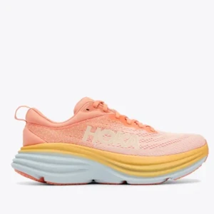 Hoka Bondi 8 - Endast provade inomhus, finns kvar i kartongen! De är i storlek 36 2/3 så passar nog både 36 och 37🥰Originalpris 2450 kr🌟