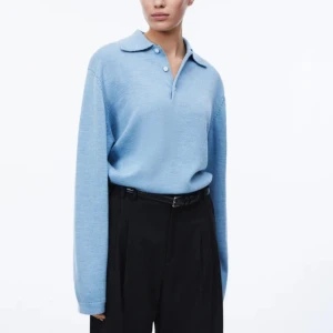 SÖKER A days march clare merino polo - Söker a days march clare merino polo i blå, beige eller svart och storlek s eller xs