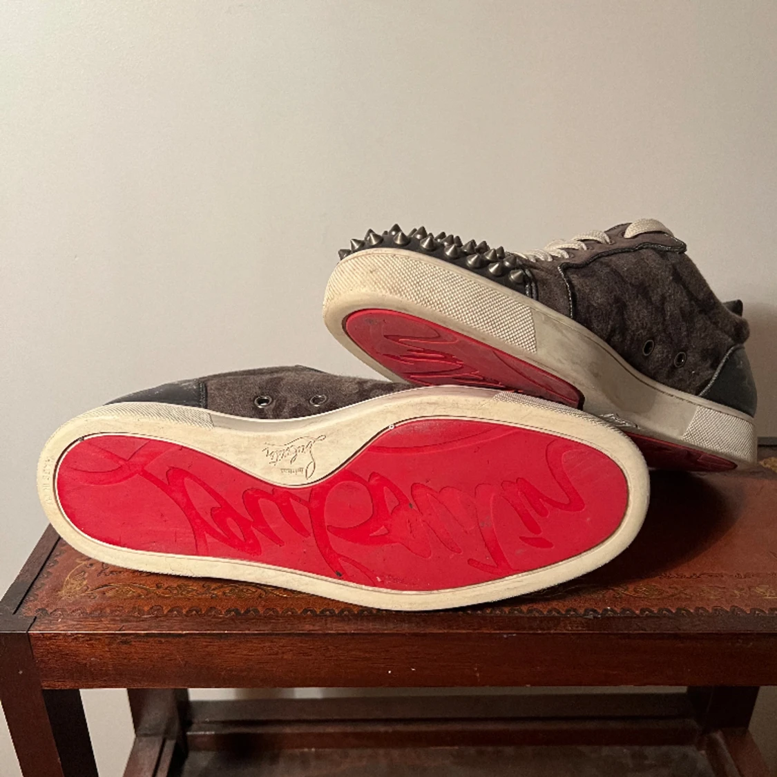 Christian Louboutin  - 91