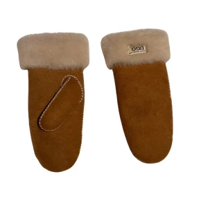 UGGS vantar - Super bra inför kallt väder. Dam one size vuxen storlek 