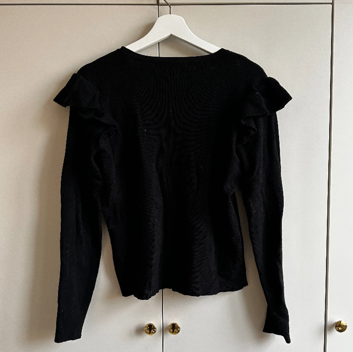 Tröja med volanger - 91