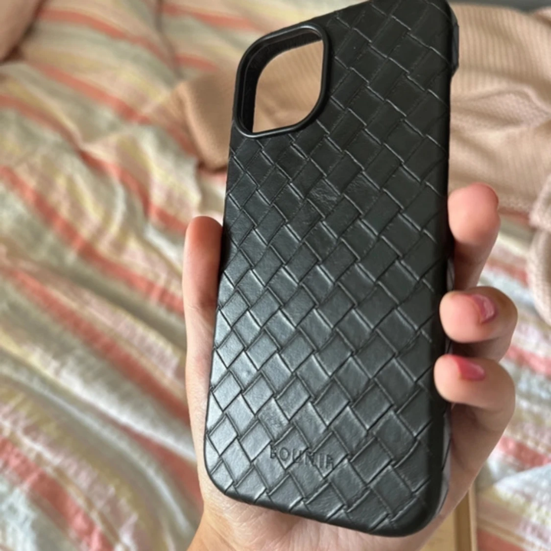 Flätat mobilskal till iPhone 15 - 91