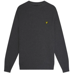 Lyle & scott tröja - Jätte fin knappt använd, storlek m men skulle säga s. Pris kan diskuteras! 🫶🏻