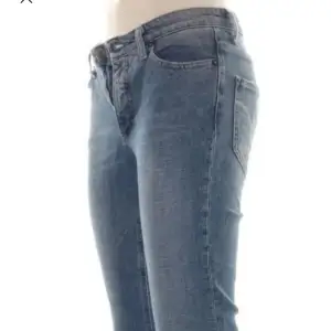 GANT Trekvarts jeans strl w27
