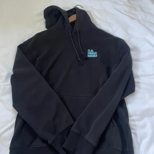Hoodie  - Skit snygg och cool tröja från hm