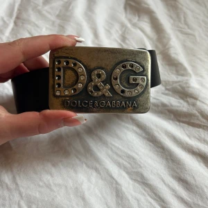 Dolce&gabbana bälte - Rhinestone bälte från dolce & gabbana 💕