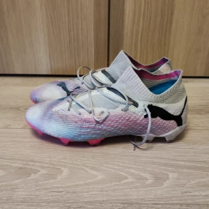 Puma Future 7 Ultimate FG - Skor i väldigt bra skick, användes i två träningar. 