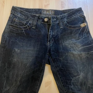 Dolce gabbana jeans - Skit coola bootcut lågmidjde dolce gabbana jeans.💕