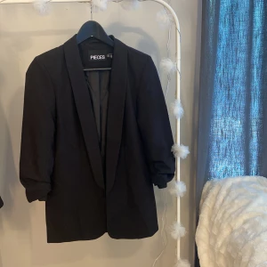 Kvinno kavaj - Söt kavaj/jacka, 