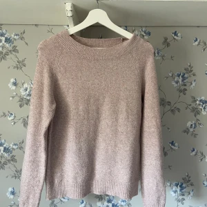 Stickad  - Bra skick!!