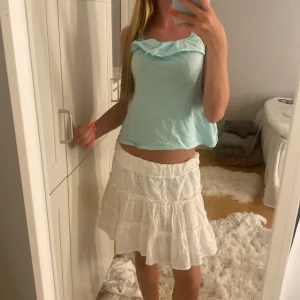 kjol 💘 - jättefin kjol i nyskick! 💓 den är ifrån sinsay och är köpt för 299kr