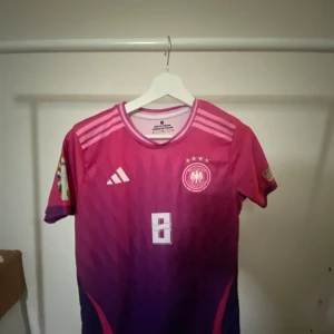 Tyskland landslagströja - Hög kvalite, helt ny, euro 2024.