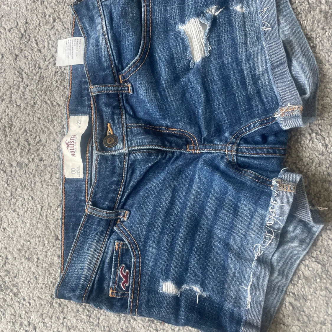 Lågmidjade Hollister shorts 