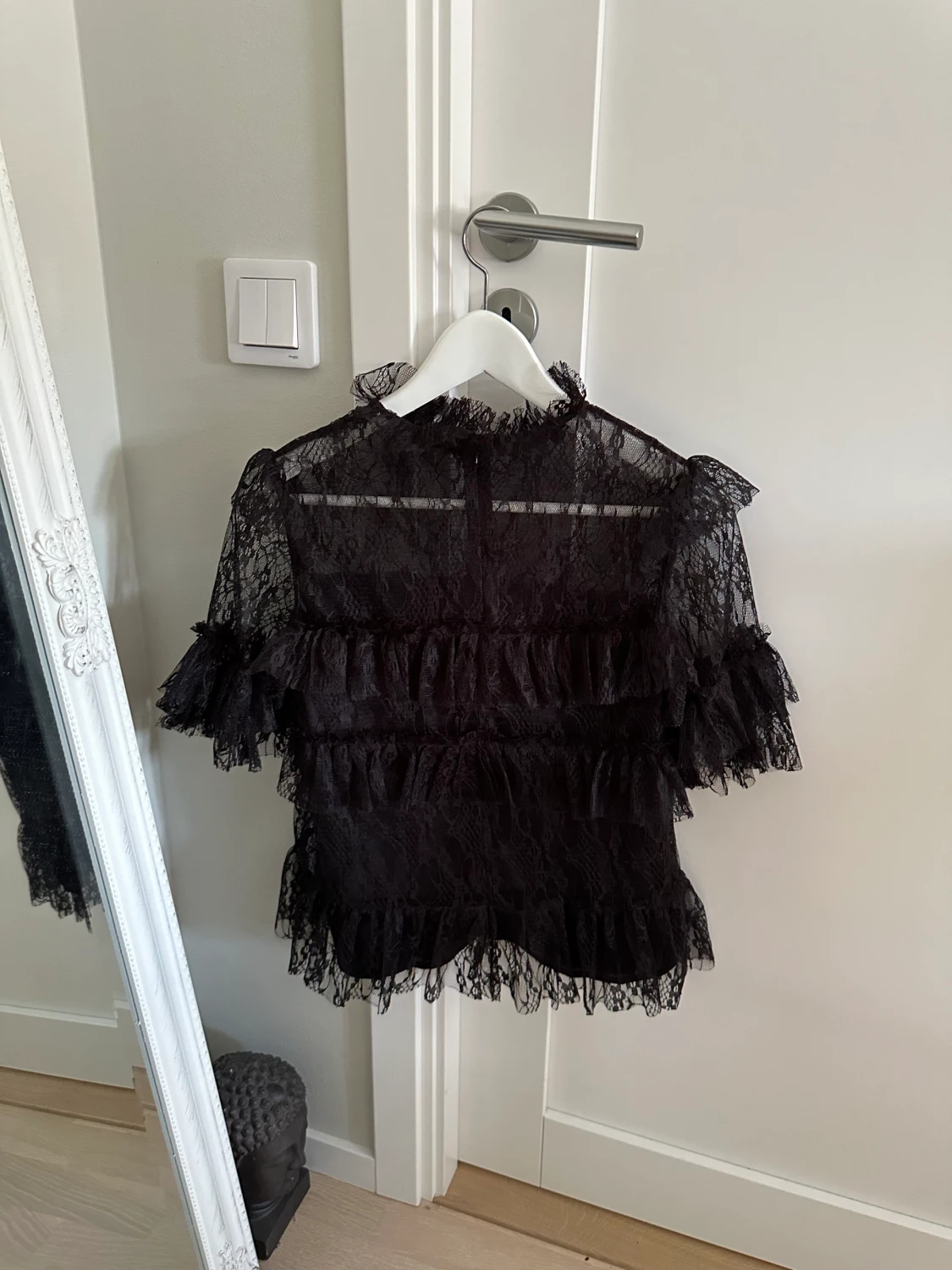 By Malina Rachel Blus - 90