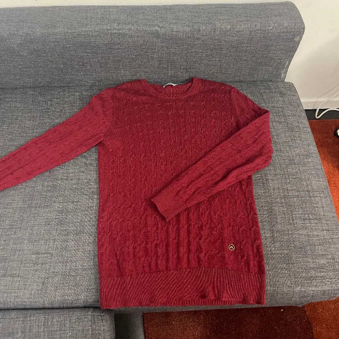 Vinröd Sweatshirt från J.Lindeberg😍 - 90