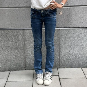 Ltb valerie - Ltb jeans,  modell Valerie Säljer för att de är för korta  