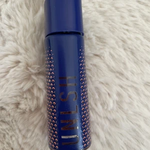 Parfym - Super fräsch parfym! Luktar såå gott🥰🙌🫶