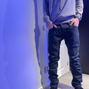 Diesel jeans - Super snygga mörk blåa diesel jeans!