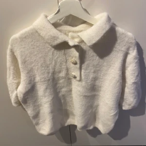 Tröja med krage  - Söt tröja med krage  Storlek S 