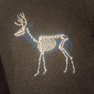 stickad tröja  - unik oversized tröja som jag tror är från vintage h&m