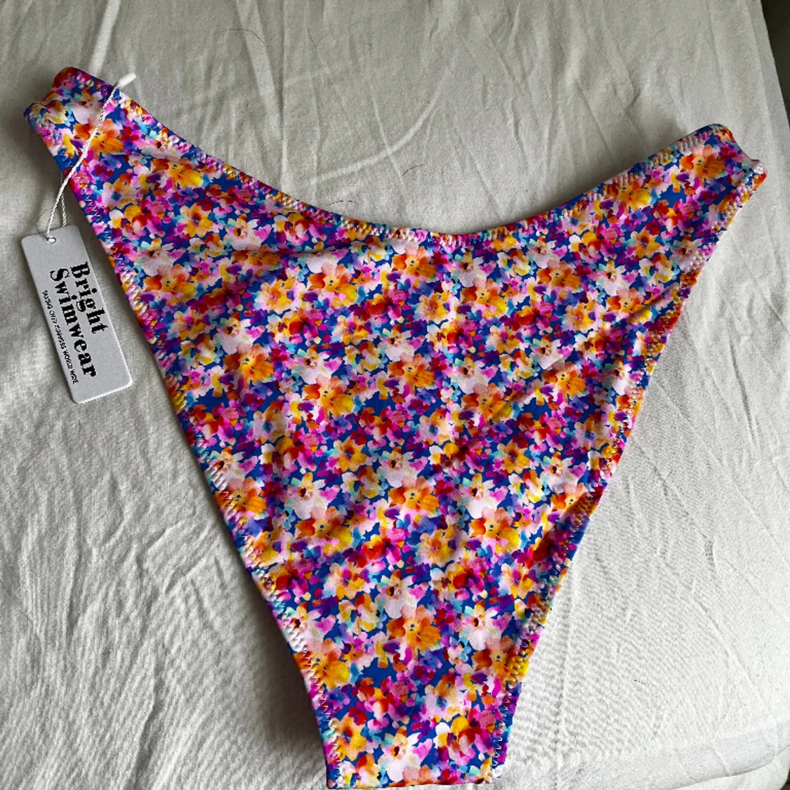 Helt ny bikiniunderdel! - 90