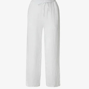 Linnebyxor  - Använd men hyfsat bra skick | pris kan diskuteras | kom privat för egna bilder 