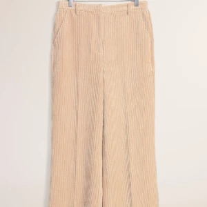 Byxor  - Byxor från second female modell: Gaia MW trousers  Beige 