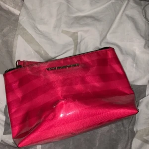 Victorias secret  - .