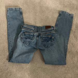 Jättefina jeans i bra skick!💞 