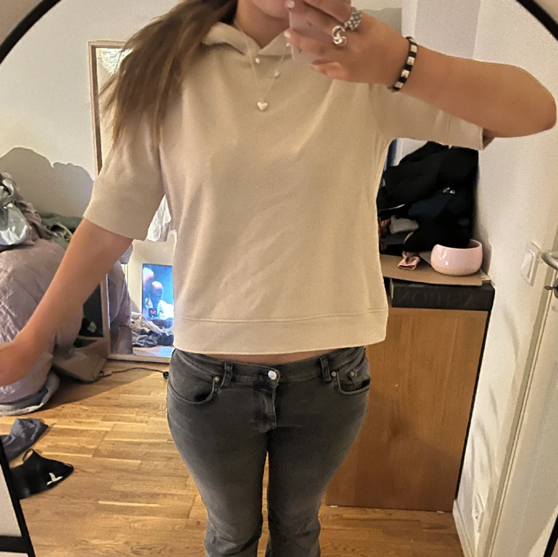 Kort ärmd hoodie  - 90