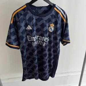 Real Madrid - Real Madrid tröja