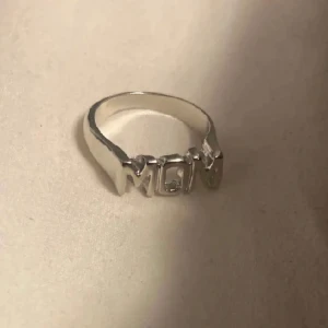Mom ring - 💗