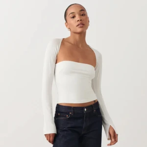 Gina tricot tröja - Aldrig använd och lappen kvar, passade inte mig! 