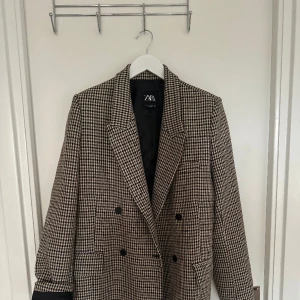 Kavaj Zara  - Nyskick storlek L