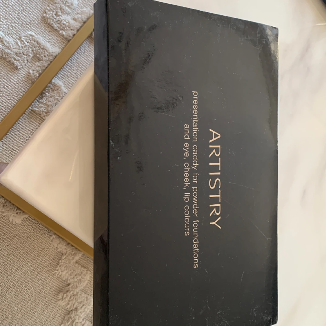 Artistry caddy for powder ,eye - 90