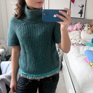 Tröja!  - Så snygg tröja med snygga detaljer längst ner