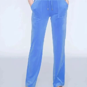 Juicy byxor  - Någon som är intresserad av dessa, bara höra av er. Pris kan diskuteras vid snabb affär! 