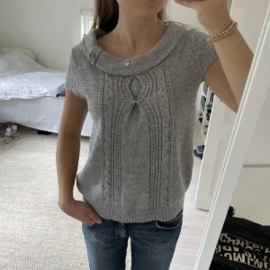 Stickad blus  - Jättefin stickad blus!