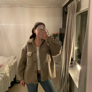 Vårjacka - Super snygg vårjacka från Ellos i storlek 34/36. 